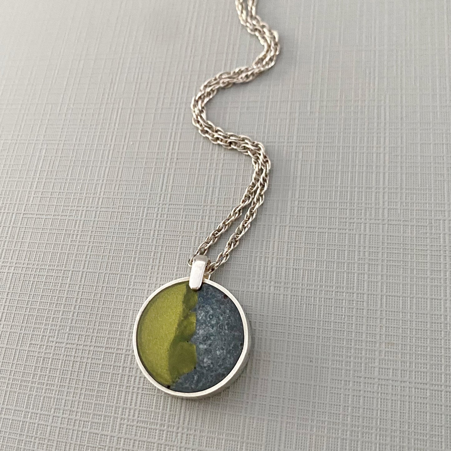 RELIC pendant
