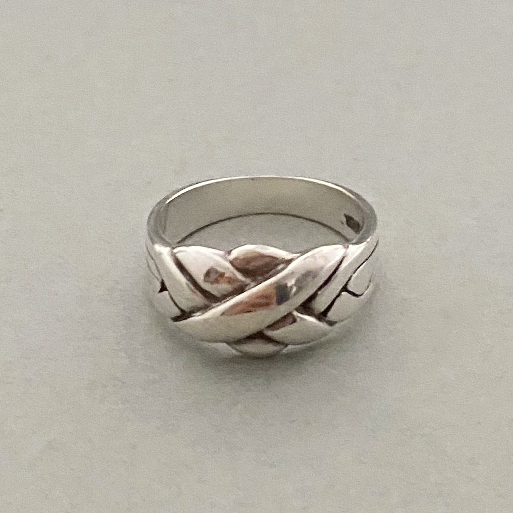 VINTAGE CROSSOVER ring