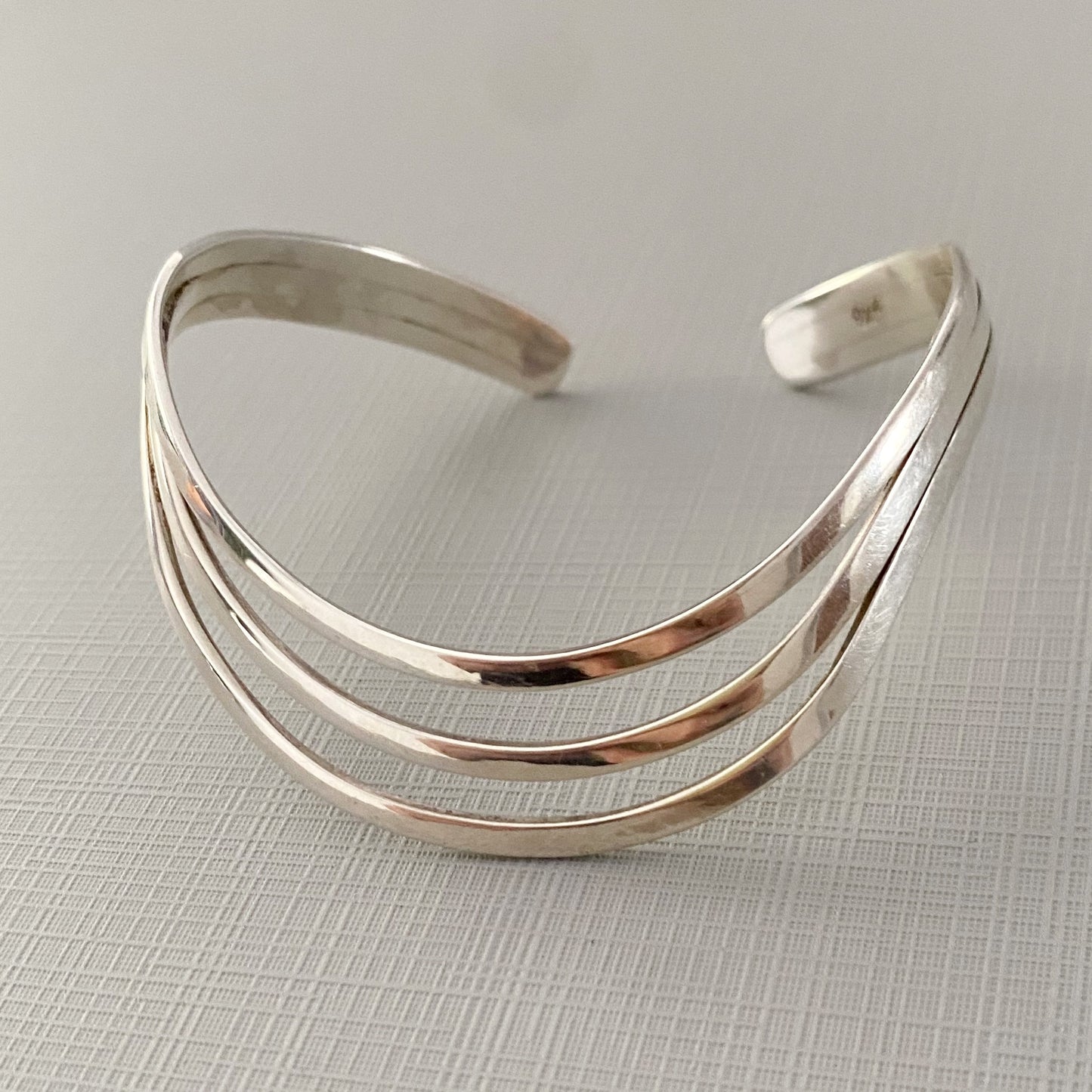 SILVER LINES cuff