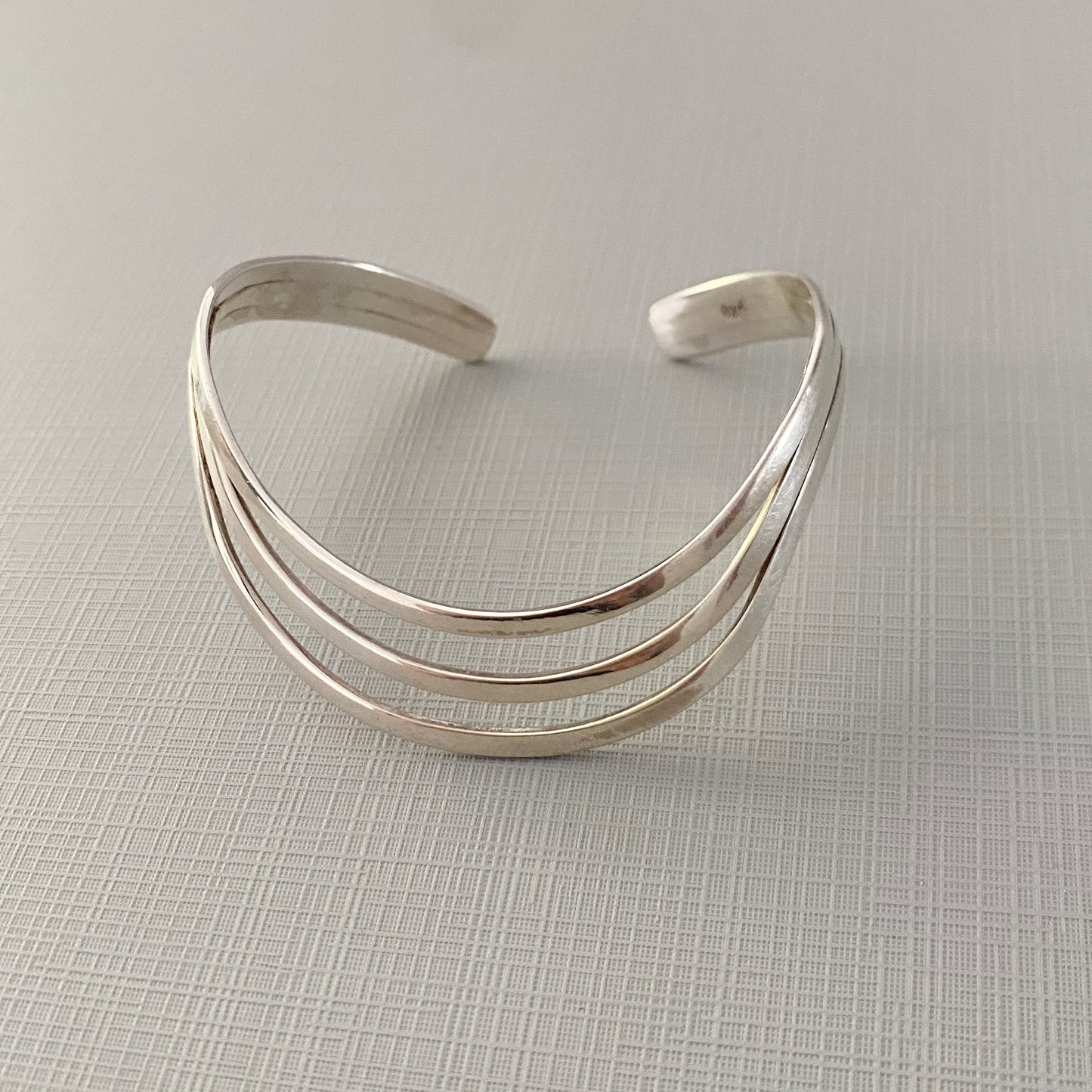 SILVER LINES cuff
