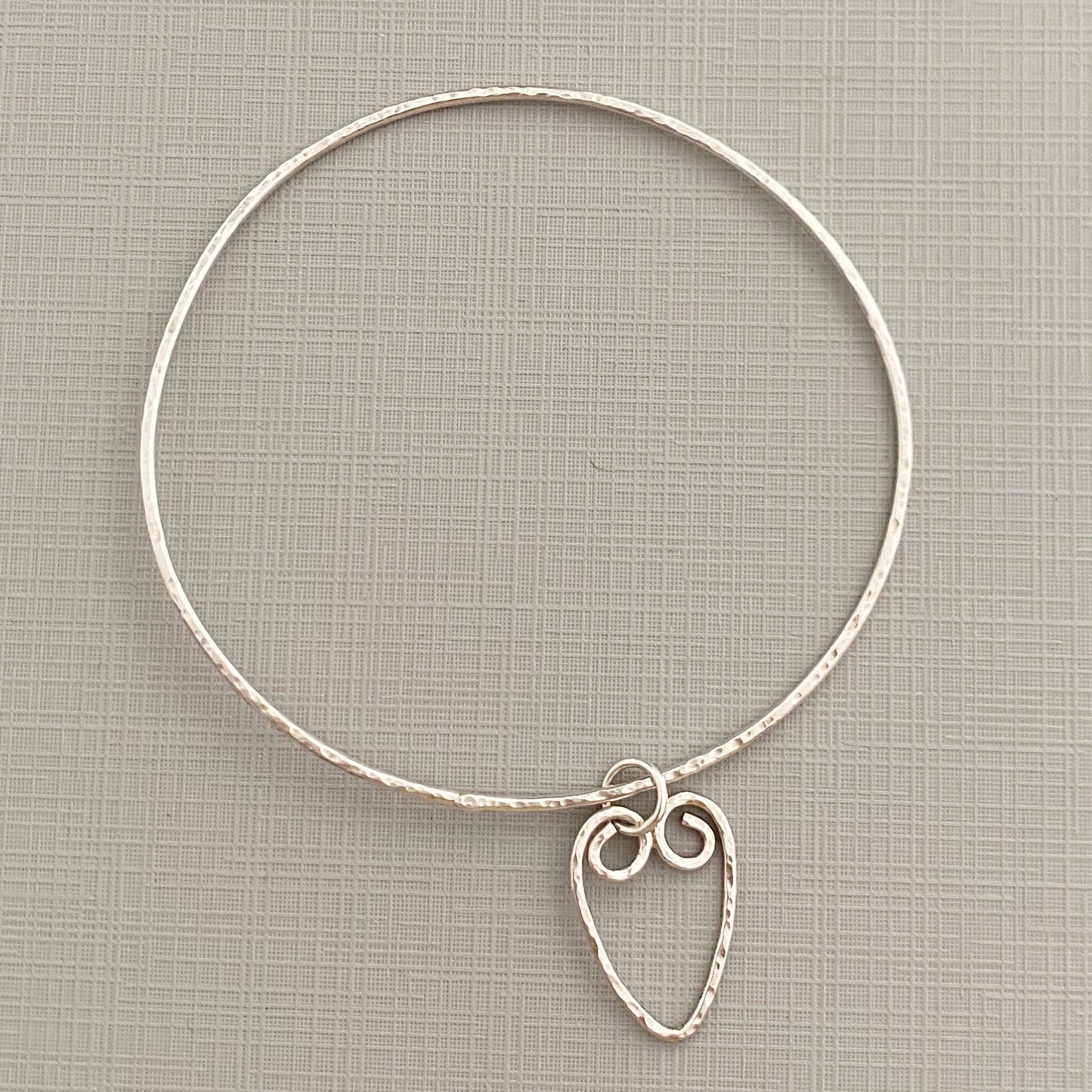 GRUNGE HEART bangle