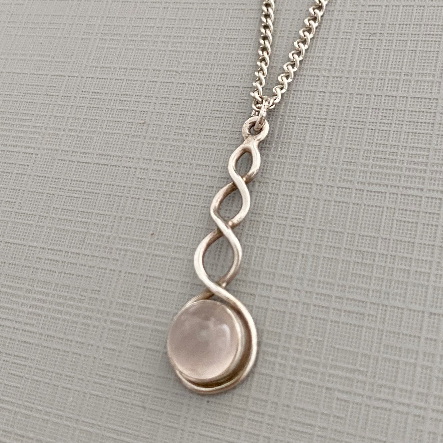 WAND necklace
