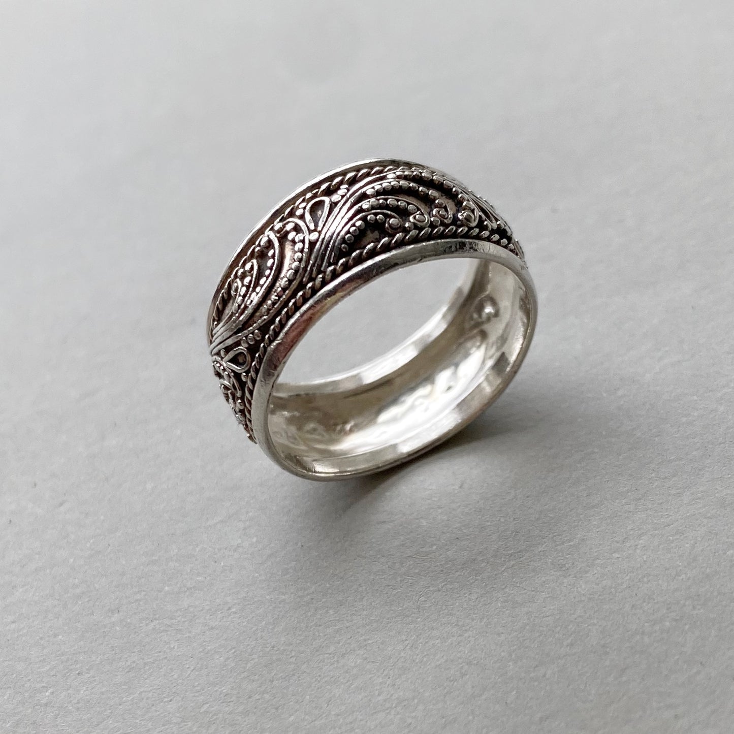 FILIGREE BAND ring