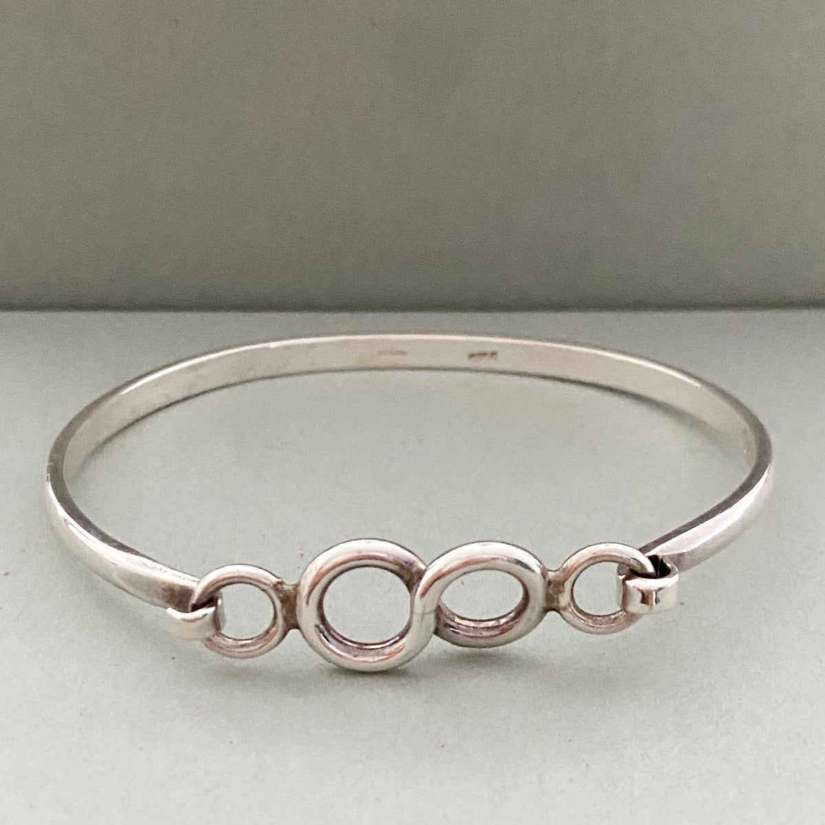 STERLING LOOPS bangle