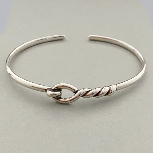 SILVER TWIST cuff