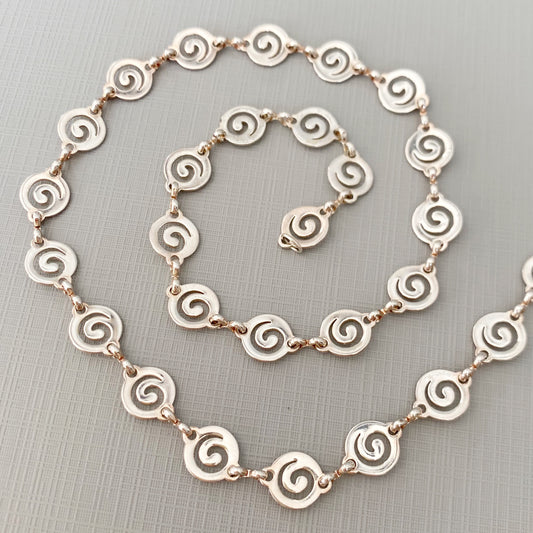 VINTAGE SILVER SWIRL necklace