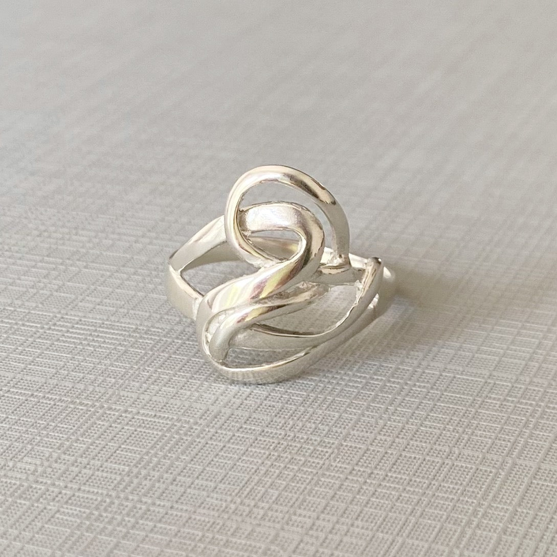 SILVER OVERLAP ring